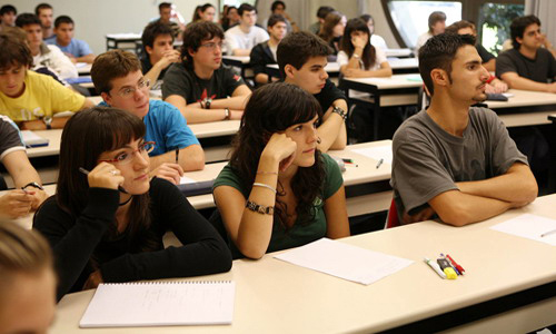 Estudiantes Escuela