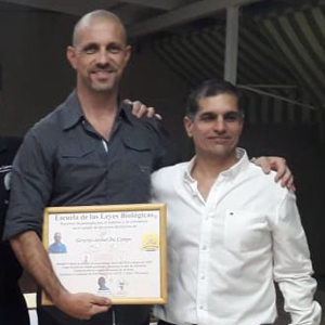 Graduado Gerardo Anibal Da Campo Escuela 5 Leyes Biologicas Andy