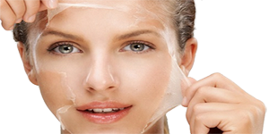 Mujer Renovando Cambiando Piel