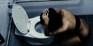 Mujer Vomitando Comida Nauseas Constelacion Cerebral Bulimica
