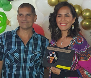 Paulina Martinez Garcia Entrega Reconocimiento Academico Nivel 2 Escuela 5 Leyes Biologicas