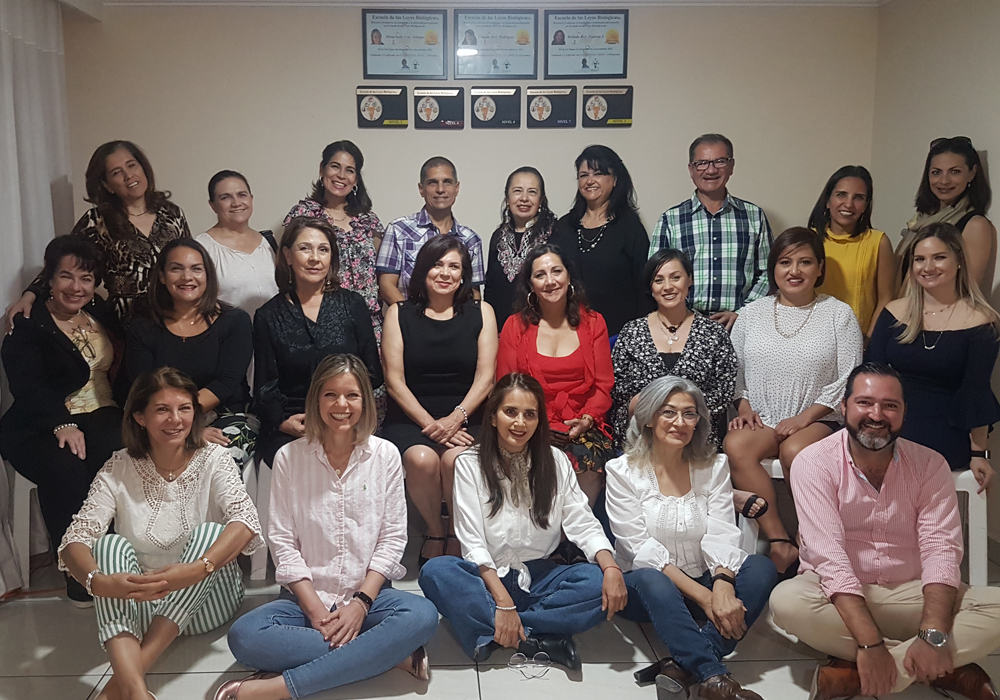 Escuela Leyes Biologicas Nueva Medicina Hamer Graduacion 2021 Encuentro 2022 Reconocimientos Academicos Niveles