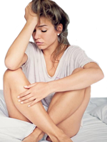 Mujer Angustiada Preocupada Cama